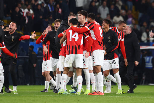 在激烈的足 在激烈的足